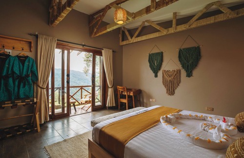 Western Region Cabina | Kaara Gorilla Mountain Lodge