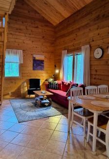 Yllas Chalet De Esquí | Kaarni 1km Ylläksen laskettelurinteisiin - uudet varaukset lokakuusta 2025 alkaen sisältävät liinavaatteet ja loppusiivouksen