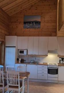 Yllas Chalet De Esquí | Kaarni 1km Ylläksen laskettelurinteisiin - uudet varaukset lokakuusta 2025 alkaen sisältävät liinavaatteet ja loppusiivouksen