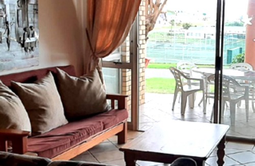 Kleinmond Apartamento | KABELJOU 1 : 2 bedr/2 bathr, BBQ. Panoramic view. Near beach + shopping center.