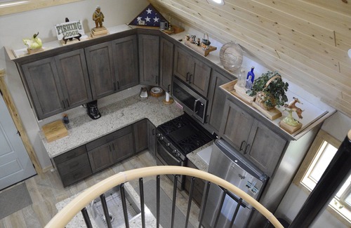 Ashton Casa | Kabino: River Run Cabin on Henry's Fork, Fire Pit, perfect fishing trip!
