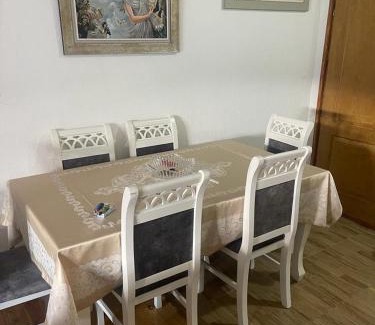 Cetinje Municipality Casa | Kadmi