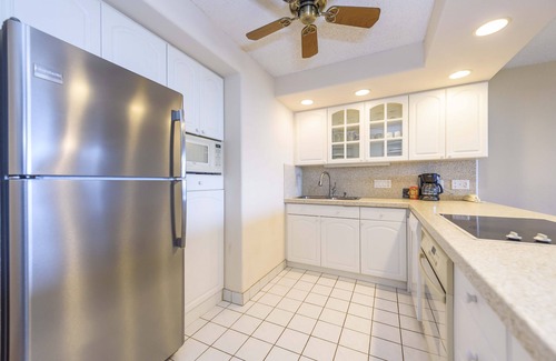 Kahana Condominio | Kahana Villa F406 - 1Br Condo