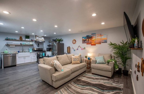 Pleasant Grove Apartamento | Kahanamoku’s Surf Retreat | Basement 2 BD | Hawaii