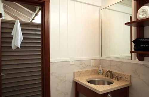 Stocking Island Hotel | Kahari Resort