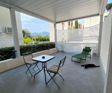 Donja Lastva Apartamento | KAI Condo 3 Min Walking to Beach