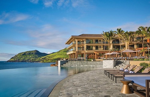 Foster Village Condominio | Kaiholo 3-Bdrm Signature,Spacious Fully Equipped Residence,Full Ocean Views