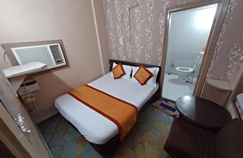 Pink City Cabina | Kailash Hotel
