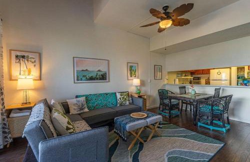 Historic Kailua Village Casa | Kailua Bay Resort 4-303