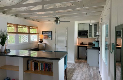 Kalama Tract Cabaña | Kailua Beach Cottage