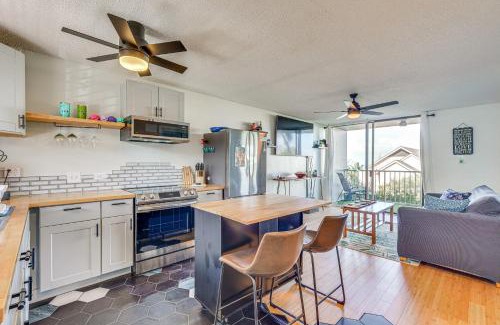 Historic Kailua Village Apartamento | Kailua-Kona Condo with Balcony Walk to the Beach!
