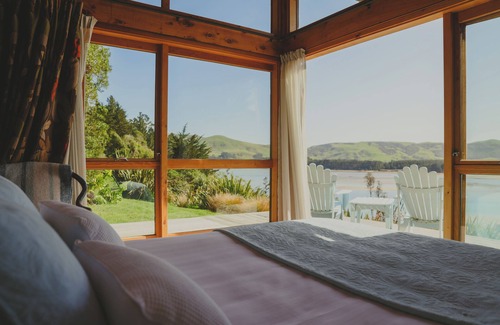 Cape Saunders Complejo | Kaimata Retreat and Kakapo Cabin Otago Peninsula-Ocean view lodge for family and friends gatherings