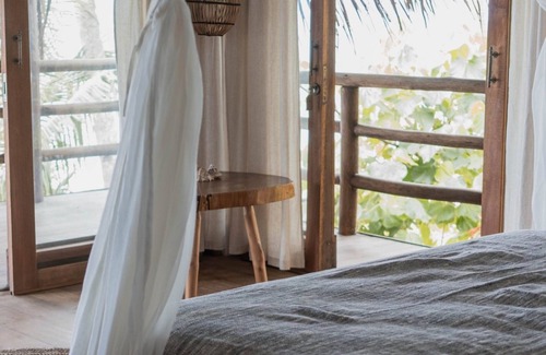 Pulau Masokut Casa | Kaini is a place to surf some of the best waves this world has to offer.