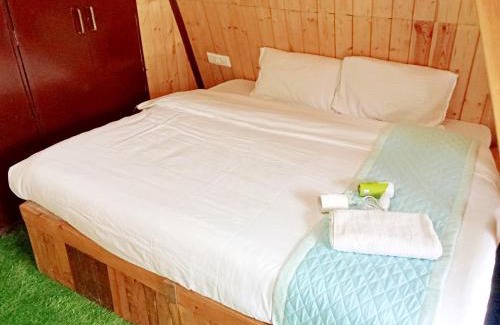New Manali Chalet De Esquí | Kaira huts nature's hug
