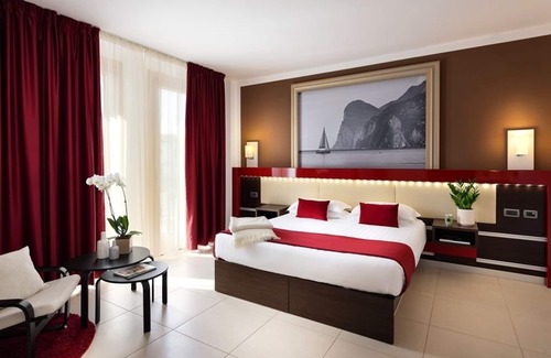 Cavalcaselle Hotel | Kairos Garda Hotel