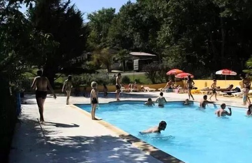 Chauffour-sur-Vell Casa | Camping Au Bois Dormant *** - Coco Sweet 3 habitaciones 4 personas sin baño