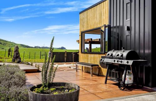 Otorohanga District Casa | Kakepuku View and Spa Retreat - Te Awamutu