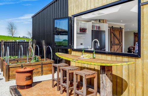 Otorohanga District Casa | Kakepuku View and Spa Retreat - Te Awamutu