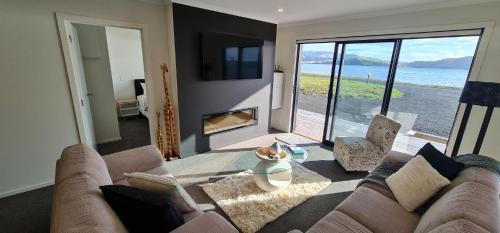Dunedin Apartamento | Kakianau Retreat, Luxury Waterfront Apartments
