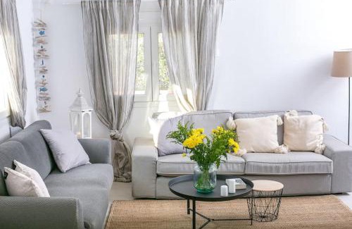 Agii Apostoli Casa | Kalamos sea view villa Beach walking distance