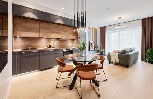 Kalamaja Apartamento | Kalaranna Plaza view