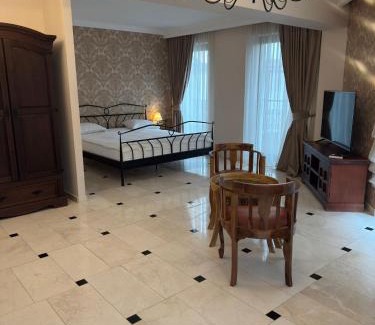 Craiova Cama Y Desayuno | Kaleidoscope Boutique Hotel