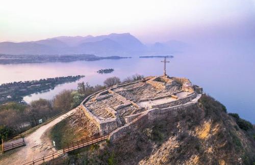 Montinelle Apartamento | Kalimera alla Rocca di Manerba