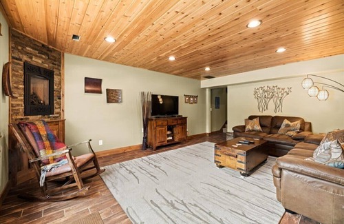 Coolin Casa | Kalispell Lodge at Cavanaugh's