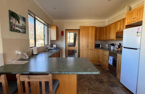 Hill Top Casa | Kalkite Park Homestead