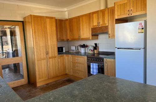 Hill Top Casa | Kalkite Park Homestead