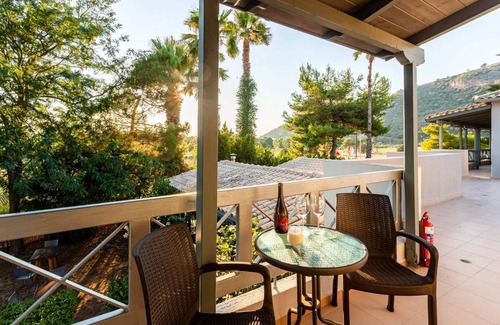 Kalogria Apartamento | Kalogria Summer Retreats - Strofilia Bright Twin