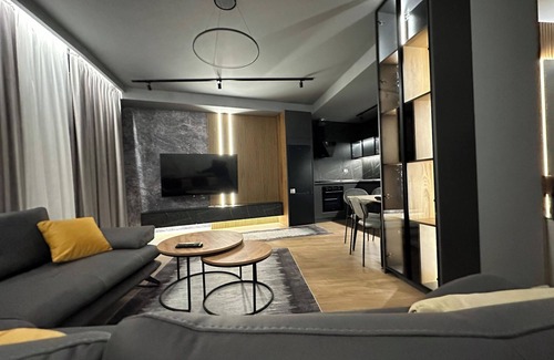 Tirana Apartamento | Kalpazo Lakescape Tirana