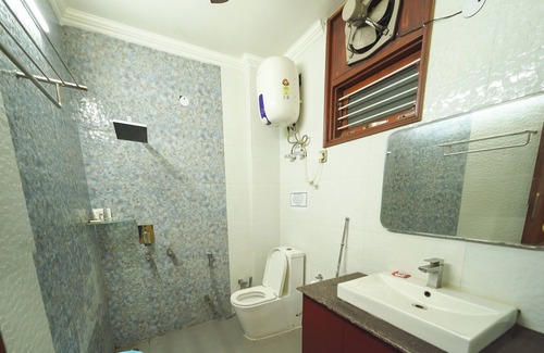 Greater Noida Cama Y Desayuno | KalpTaru Residency