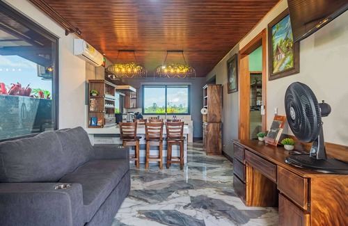 Peñas Blancas Chalet De Esquí | Kaluma Arenal Farmstay A-frame Chalet La Fortuna
