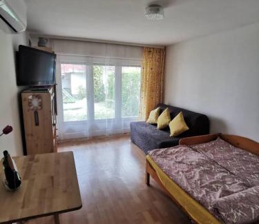 Balatonszemes Apartamento | Kaméleon Apartmanház EV töltéssel