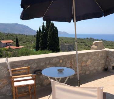 Alika Apartamento | Kamares Stone House 5