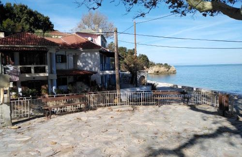 Keramidi Casa | Kamari Beach guest house