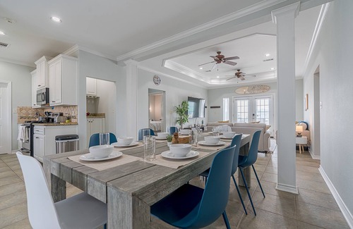 Crystal Beach Villa | Kame House | Hot Tub w/ Ocean Views, Beachfront