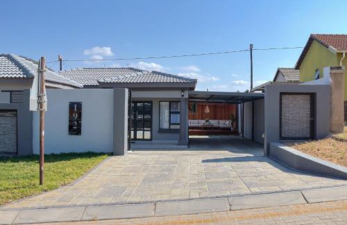 Karino Casa | Kamotha Guest House