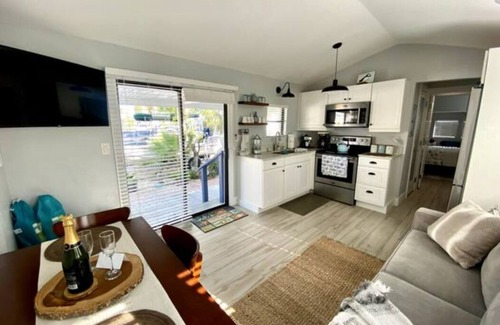 Key Largo Cabaña | Kampground Escape w/ Kayaks, Heated Pool & Marina!