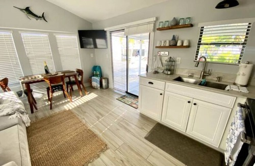 Key Largo Cabaña | Kampground Escape w/ Kayaks, Heated Pool & Marina!