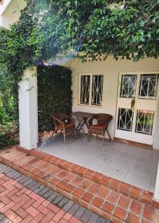 Entebbe Casa | Kamuli Cottage