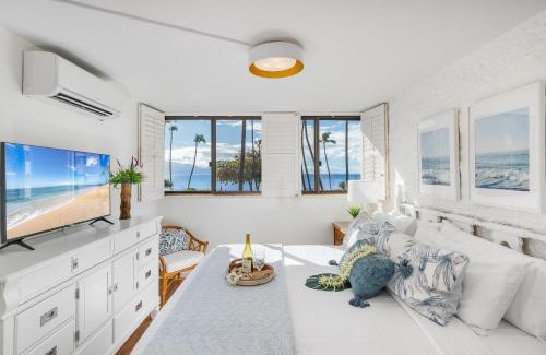 Maalaea Casa | Kanai A Nalu 211 · KAN 211 Remodeled OceanFront 2BD for Whale Wa