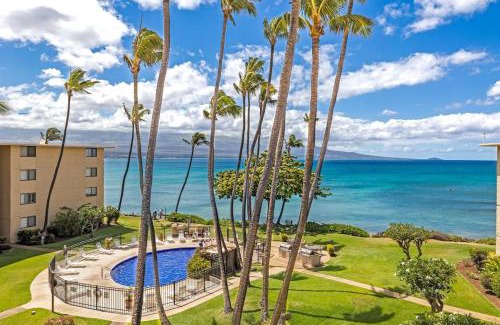 Maalaea Casa | Kanai A Nalu 408 — Top Floor Oceanfront Condo