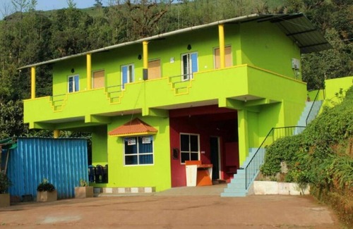 Chikkamagaluru Casa | KANASU HOMESTAY ES LUGAR UBICADO ENTRE LAS MONTAÑAS ESTADOS DEL CAFÉ