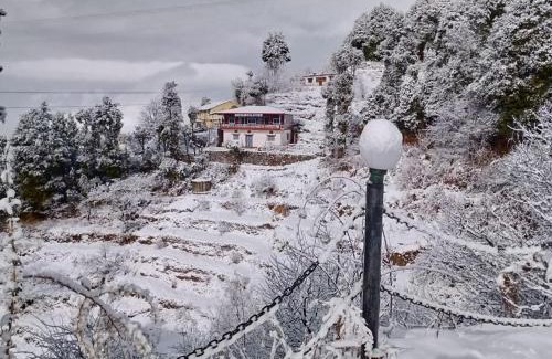 Kanatal Casa | Kanatal vatika and home
