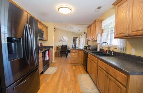 Fairview Casa | Kandas Mountain View~$375 Free Activities Daily