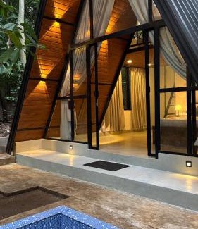 Gomagoda Complejo | Kandy Little White House Cabanas