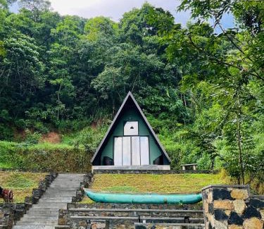 Teldeniya Otro | Kandy, River Moon Cabin
