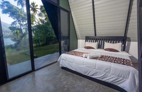 Teldeniya Otro | Kandy, River Moon Cabin